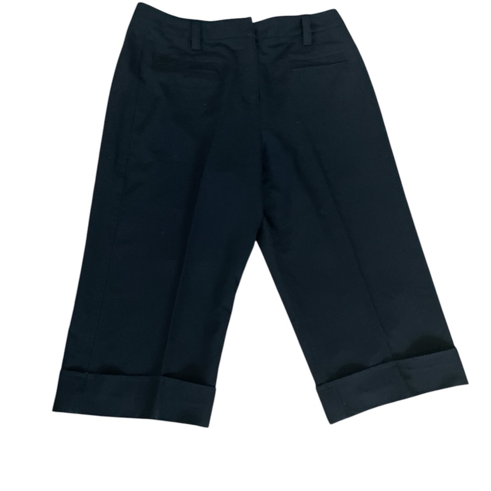 Larry Levine Women’s Black Capri Pants